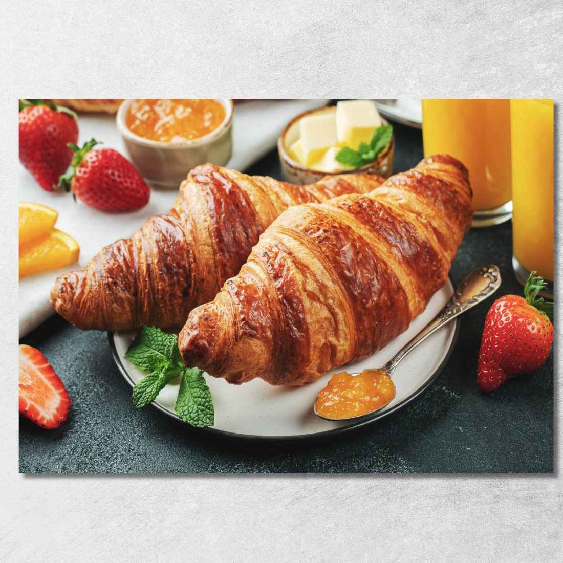 Quadro Moderno Croissant Francesi Sfogliati Con Marmellata E Succo D'Arancia foo44 quadro stampato su tela Quadro Moderno Croissant Francesi Sfogliati Con Marmellata E Succo D'Arancia foo44 quadro stampato su tela