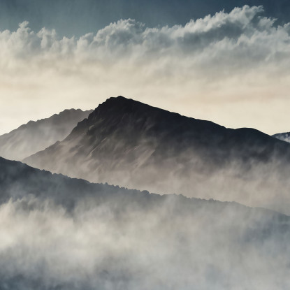 Quadro Paesaggio Astratto Montagne Nebbiose Con Vette Grigie abl23 quadro stampato su tela