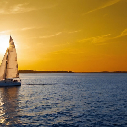 Quadro Paesaggio Mare Tramonto Dorato Con Barca A Vela In Mare seal39 quadro stampato su tela